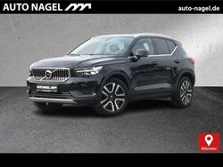Onyx black / Gebraucht 2022 Volvo XC40 Core SUV | 27.700 € (Fairer Preis)
