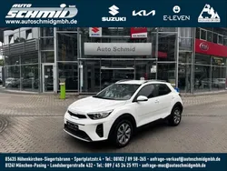 Schneeweiß Gebraucht 2025 Kia Stonic Vision SUV | 22.490 € (Fairer Preis)