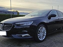 Schwarz Gebraucht 2017 Opel Insignia Business Limousine | 14.750 € (Fairer Preis)