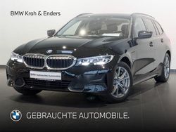 Schwarz Gebraucht 2021 BMW 330e Sport Line Kombi | 24.390 € (Fairer Preis)