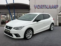 Candy weiß Gebraucht 2021 Seat Ibiza FR Limousine | 16.480 € (Fairer Preis)