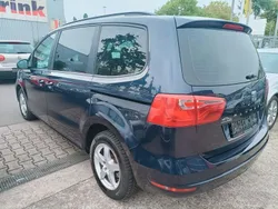 Blau Gebraucht 2010 Seat Alhambra Style Van / Kleinbus | 8.990 €