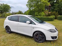 Weiß Gebraucht 2012 Seat Altea XL Sport Van / Kleinbus | 3.999 € (Fairer Preis)