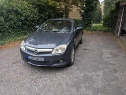 Gebraucht 2009 Opel Tigra Edition Cabrio | 500 €