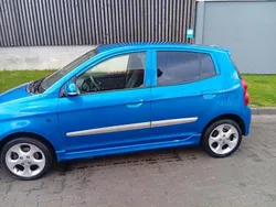 Blau Gebraucht 2011 Kia Picanto Kleinwagen | 2.600 €