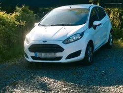 Weiß Gebraucht 2014 Ford Fiesta Kleinwagen | 5.000 € (Guter Preis)
