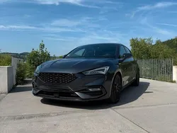 Grau Gebraucht 2021 Seat Leon Limousine | 26.500 € (Teuer)