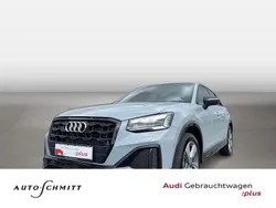 Pfeilgrau perleffekt Gebraucht 2024 Audi Q2 S-Line SUV | 39.680 € (Etwas zu teuer)