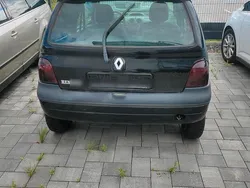 Schwarz Gebraucht 2005 Renault Twingo Kleinwagen | 450 €