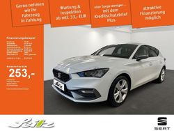 Weiß Gebraucht 2025 Seat Leon FR Limousine | 25.948 € (Fairer Preis)
