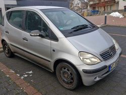 Silber Gebraucht 2003 Mercedes A140 Classic Van / Kleinbus | 750 € (Superpreis)