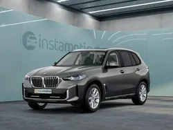 Grau Gebraucht 2024 BMW X5 M M Sport SUV | 86.749 € (Teuer)