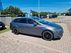 Grau Gebraucht 2015 Seat Leon ST FR Kombi | 10.000 € (Fairer Preis)