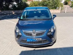 Blau Gebraucht 2016 Opel Zafira Tourer Innovation Van / Kleinbus | 9.200 € (Fairer Preis)