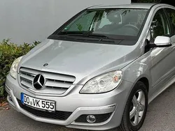 Silber Gebraucht 2008 Mercedes B170 Edition Van / Kleinbus | 3.900 € (Fairer Preis)