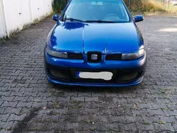 Blau Gebraucht 2002 Seat Leon Sport Limousine | 2.300 € (Fairer Preis)