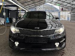Schwarz Gebraucht 2015 Kia Optima Spirit Limousine | 13.000 € (Etwas zu teuer)
