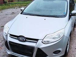 Silber Gebraucht 2012 Ford Focus Trend Kombi | 4.750 € (Fairer Preis)