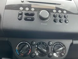Weiß Gebraucht 2006 Suzuki Swift Kleinwagen | 2.300 € (Teuer)