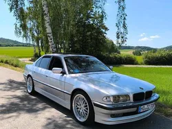 Silber Gebraucht 2025 BMW 728 Limousine | 6.999 €