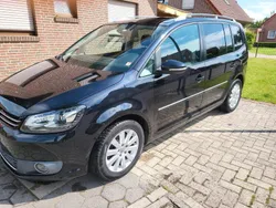 Schwarz Gebraucht 2011 VW Touran Van / Kleinbus | 11.499 € (Teuer)