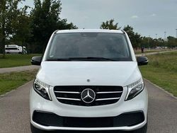 Weiß Gebraucht 2021 Mercedes V300 Avantgarde Van / Kleinbus | 54.799 € (Fairer Preis)