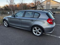 Grau Gebraucht 2010 BMW 118 Kleinwagen | 6.490 € (Fairer Preis)