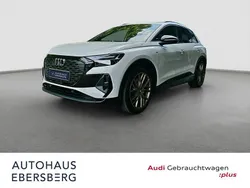 Weiß Gebraucht 2024 Audi Q4 e-tron S-Line SUV | 54.800 €