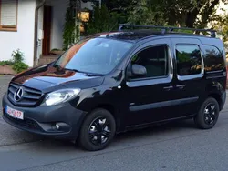 Dravitschwarz Gebraucht 2016 Mercedes Citan 111 Van / Kleinbus | 11.250 € (Guter Preis)