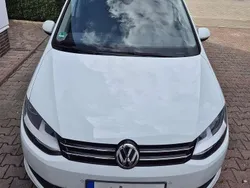 Weiß Gebraucht 2020 VW Sharan Comfortline Van / Kleinbus | 16.500 € (Superpreis)