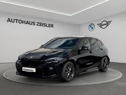 Schwarz Gebraucht 2022 BMW M135 Performance Kleinwagen | 36.330 € (Fairer Preis)