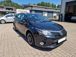 Schwarz Gebraucht 2012 Toyota Avensis Sol Kombi | 8.600 € (Fairer Preis)