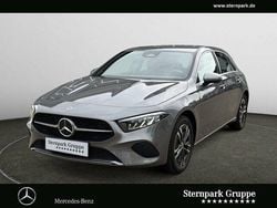 Andere Gebraucht 2024 Mercedes A250 Progressive Limousine | 26.770 € (Guter Preis)