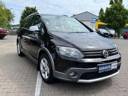 Schwarz Gebraucht 2013 VW Golf Plus Cross Edition Van / Kleinbus | 7.498 € (Etwas zu teuer)