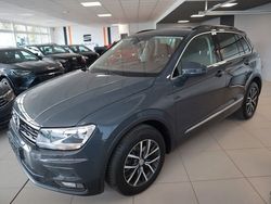 Grau Gebraucht 2020 VW Tiguan R-line SUV | 23.590 €