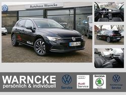Schwarz Gebraucht 2021 VW Golf VIII Active Kleinwagen | 21.470 € (Fairer Preis)