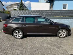 Braun Gebraucht 2017 Skoda Superb Style Kombi | 13.800 € (Superpreis)