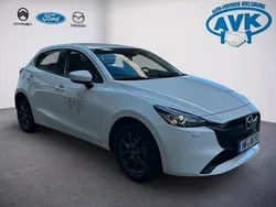 Arctic white Gebraucht 2024 Mazda 2 Center-Line Kleinwagen | 17.990 € (Guter Preis)