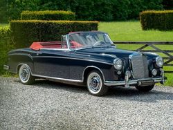 Blau Gebraucht 1956 Mercedes 220 Cabrio | 140.000 €