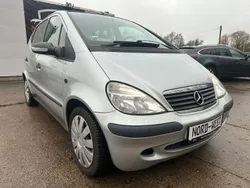 Silber Gebraucht 2004 Mercedes A160 Limousine | 2.880 € (Teuer)