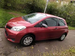 Rot Gebraucht 2013 Toyota Yaris Life Kleinwagen | 5.500 € (Superpreis)