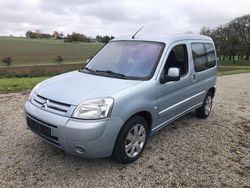 Grau Gebraucht 2008 Citroën Berlingo Van / Kleinbus | 1.980 € (Etwas zu teuer)
