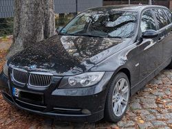 Schwarz Gebraucht 2007 BMW 318 Kombi | 1.350 € (Superpreis)