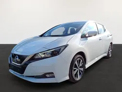 Weiß Gebraucht 2021 Nissan Leaf Acenta Kleinwagen | 14.590 € (Guter Preis)