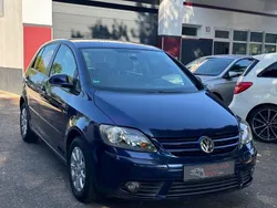 Blau Gebraucht 2005 VW Golf Plus Cross Comfortline Van / Kleinbus | 4.900 € (Fairer Preis)
