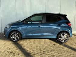 Vibrant blue / dach schwarz Neu 2025 Hyundai i10 N Line Kleinwagen | 21.100 € (Fairer Preis)