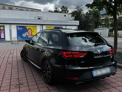 Schwarz Gebraucht 2017 Cupra Leon Kombi | 21.000 € (Fairer Preis)