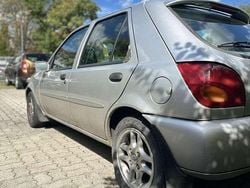 Silber Gebraucht 1997 Ford Fiesta Ghia Kleinwagen | 700 € (Fairer Preis)