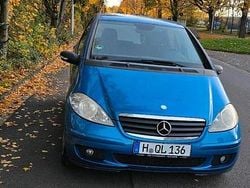 Blau Gebraucht 2007 Mercedes A160 Kleinwagen | 2.700 € (Fairer Preis)
