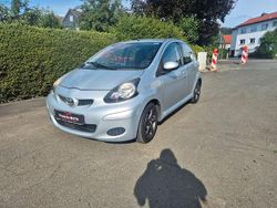 Silber Gebraucht 2011 Toyota Aygo Cool Kleinwagen | 3.650 € (Fairer Preis)